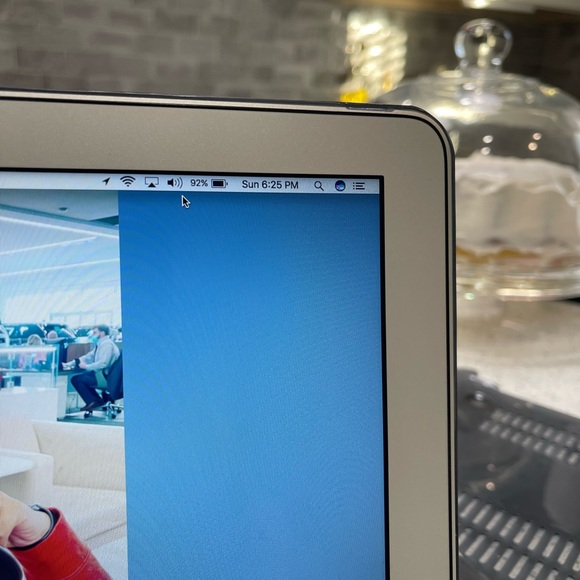 MacBook Air 2012, in EUC - Picture 3 of 8